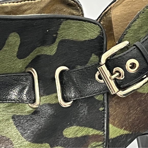 Nine West Sappheir Camo Cow Leather Hair Heel Ankle Booties - Picture 4 of 7